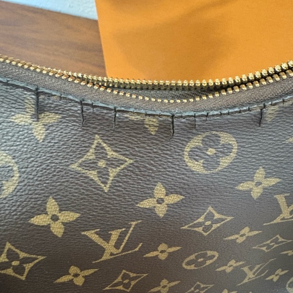 Louis Vuitton Monogram Odeon Crossbody - Picture 10 of 13